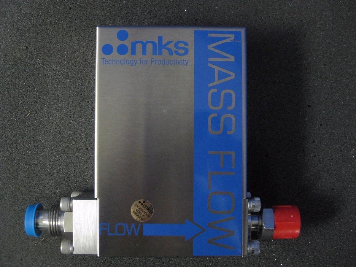 MKS 1579A00132LR1BV713 Mass Flow Controller, He, 300 SLM, 1/2" MVCR, New