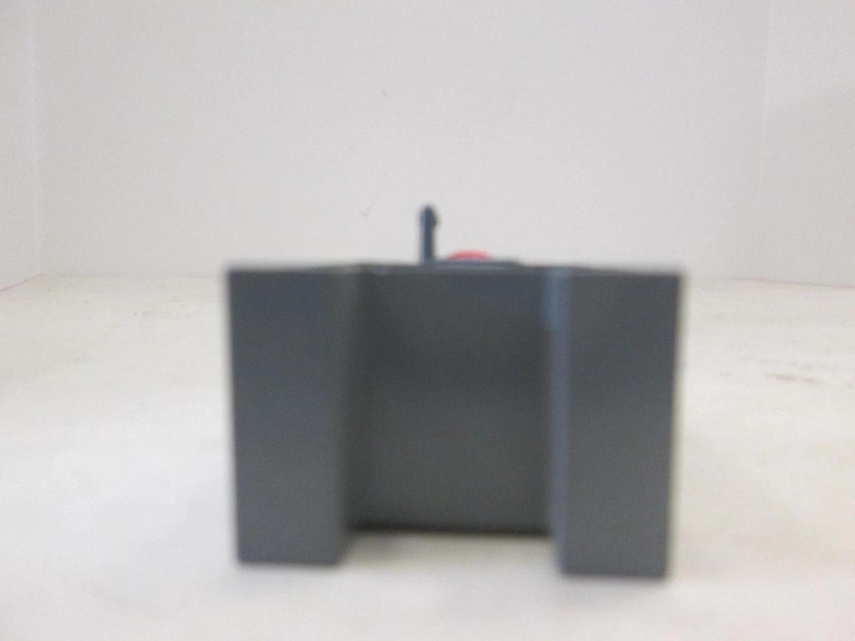 Cutler Hammer, Receptacle, E50RB, New
