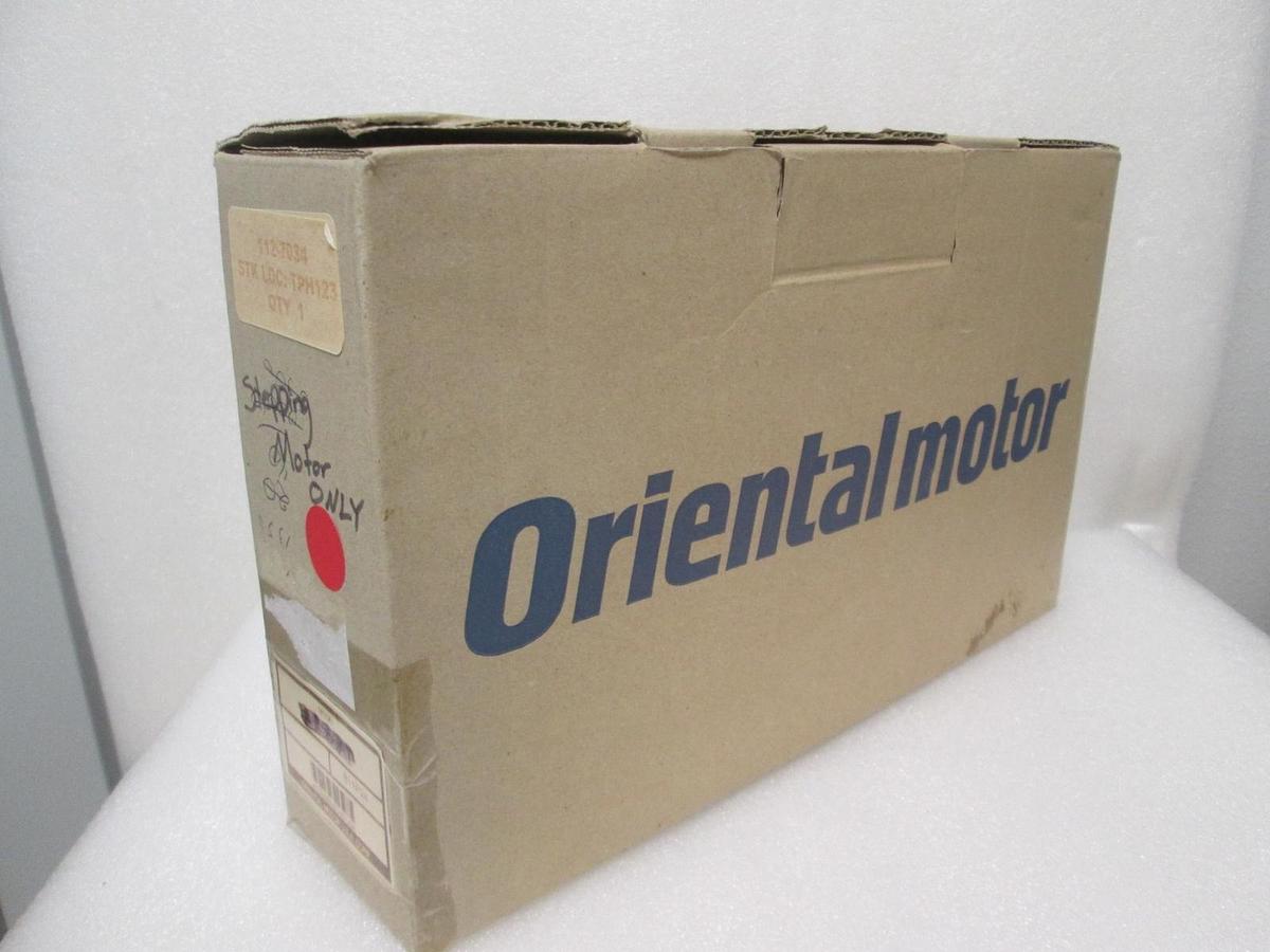 Oriental, PK566NAWA, 5-Phase Vexta Motor, 112-7034, New
