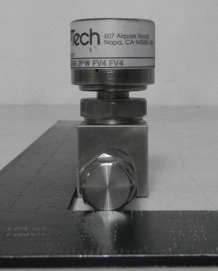 Used Aptech AP3580SM 2PW FV4 FV4 Valve, N/O, 1/4" FVCR, Used