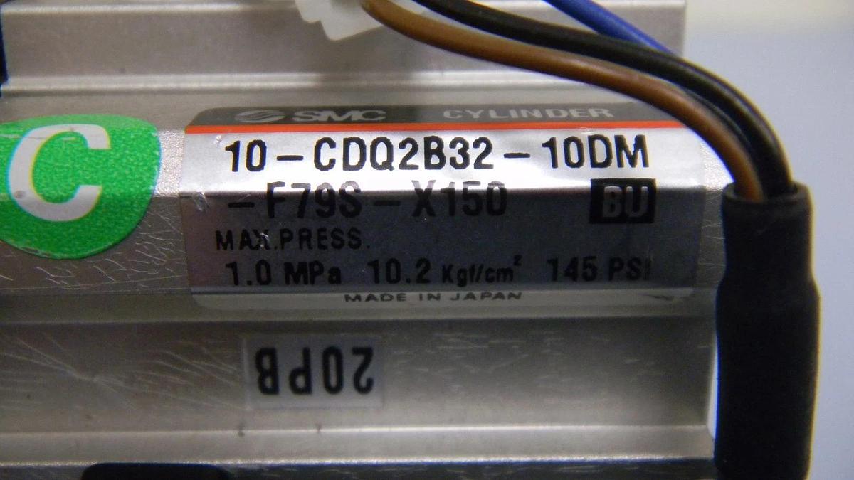 Used SMC 10-CDQ2B32-10DM-F79S-X150 Pneumatic Air Cylinder, 145PSI