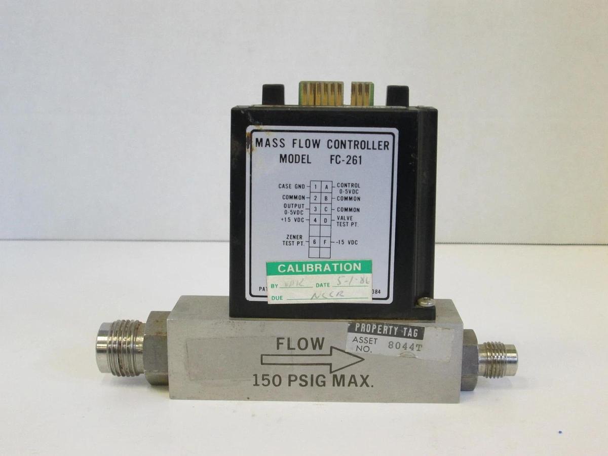 Used Tylan FC-261 MFC, Range: 10 SLPM, Gas: N2, 1/4" Male VCR In/Out