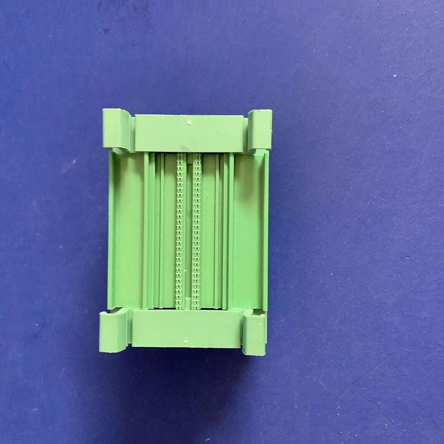 Phoenix Contact UM 45-D15SUB/B Terminal Block Interface Module, New