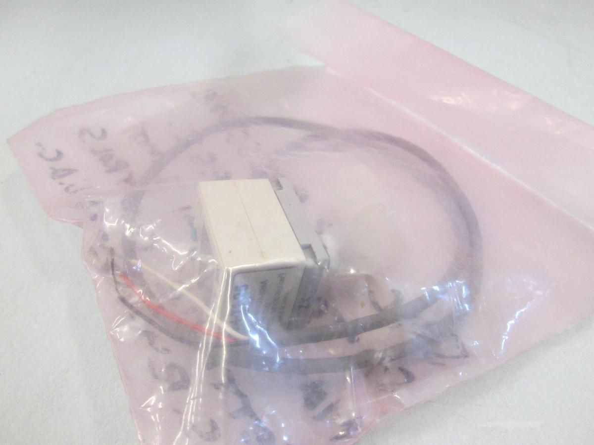 Used SMC, ISE4-T1-25, Digital Pressure Switch, Used