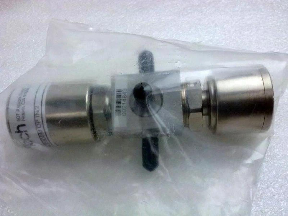 Used Aptech Valve, AP3550/3580SM OP IN/2, Double Actuator, NO/NC, 1/4" Tube Stub, New