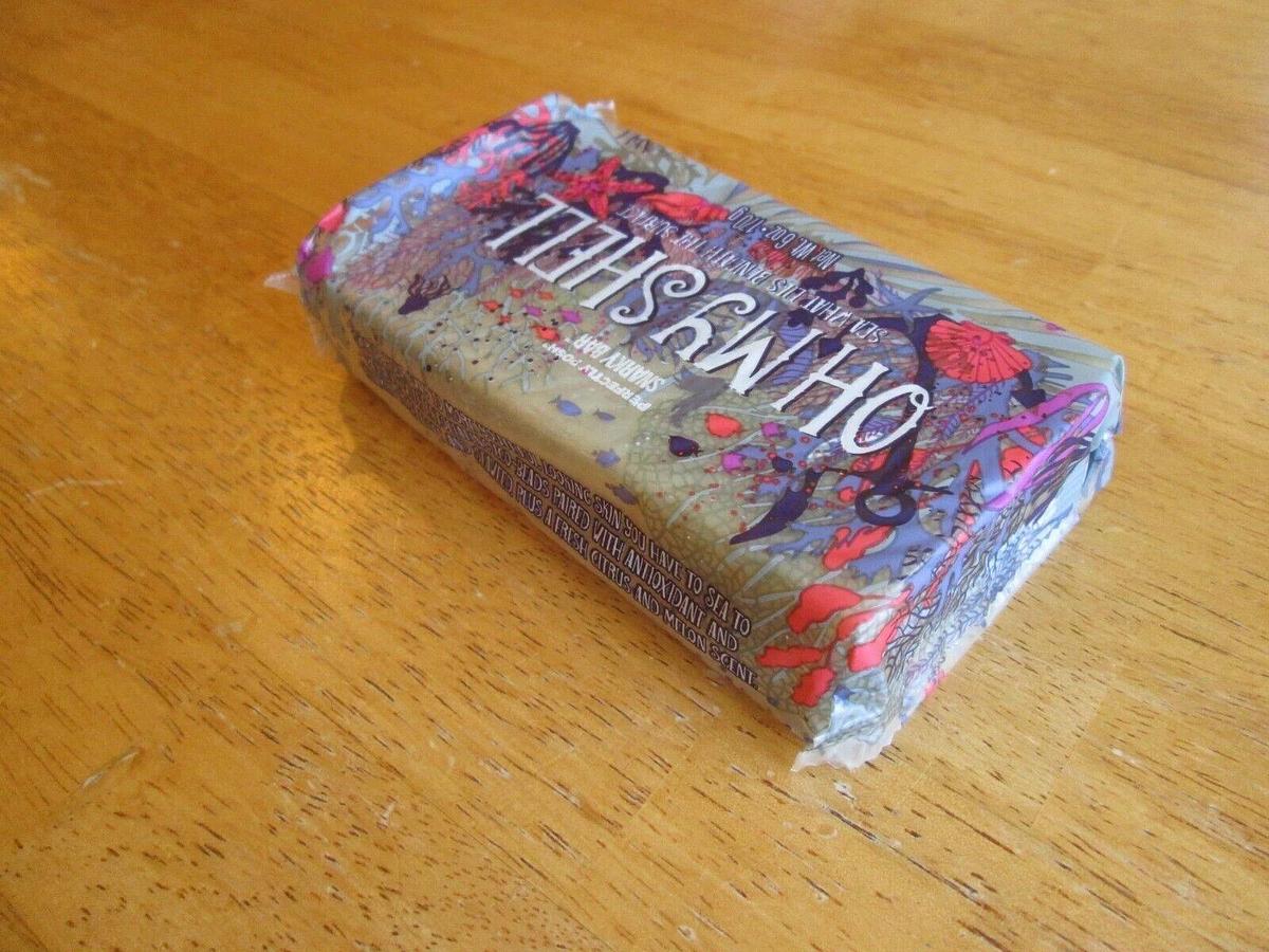 Perfectly Posh Oh My Shell Snarky Bar, Citrus Melon scent, exfoliating soap