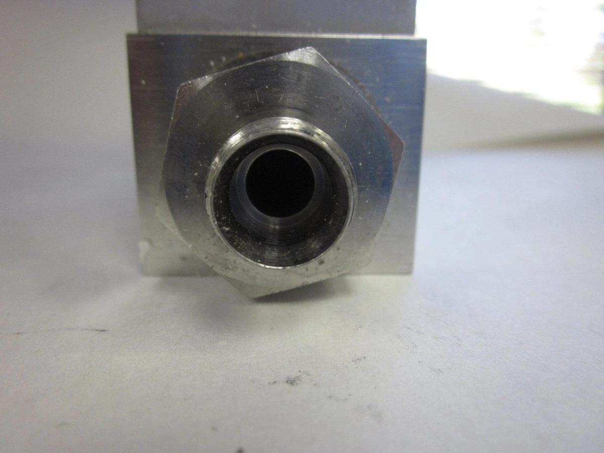 Used Unit UPT-1000 UPT-00172 Pressure Transducer