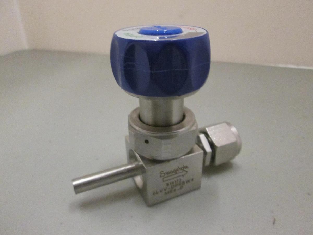 Used Swagelok 6LVV-DPRBW4MR4-P Manual Valve, 1/4" Butt Weld x 1/4" MCR, Used