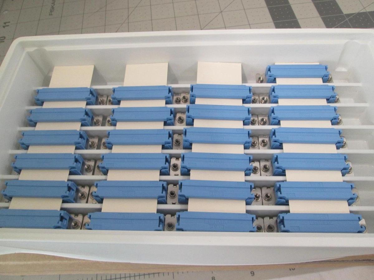 Thomas Betts, 622-25SM1, 26 POS, Male, Header Connector, New, Lot of 25