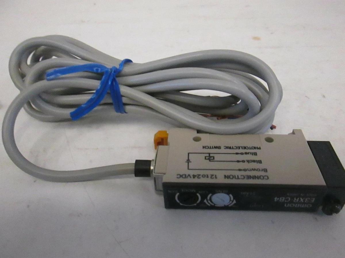 Omron E3XR-CB4 Photoelectric Switch, New Open Box