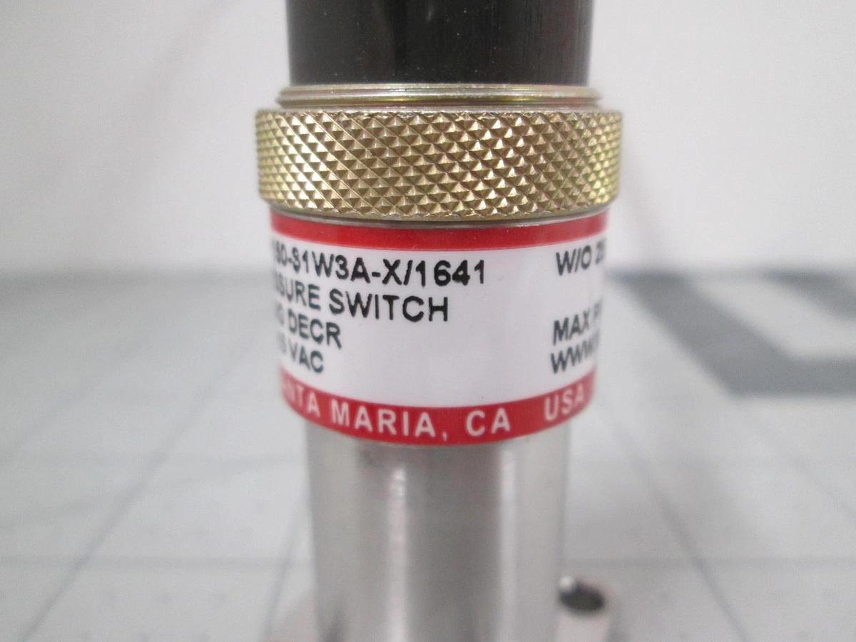 Used Wasco, UHP150-31W3A-X/1641, 5 PSIG, 115VAC, Pressure Switch, Used