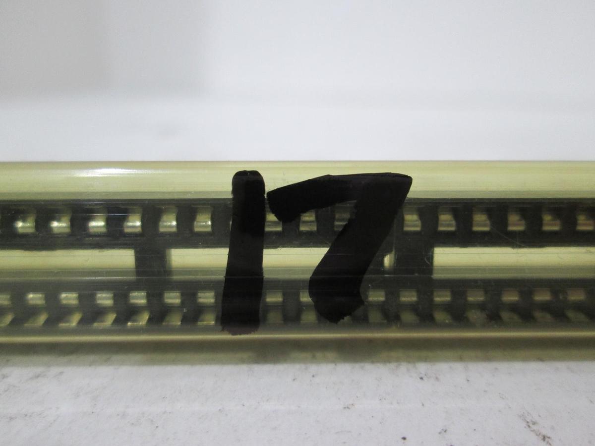 DF Sales Company, 28 POS. 300 DL OFRM IC SKT, New, Lot of 17