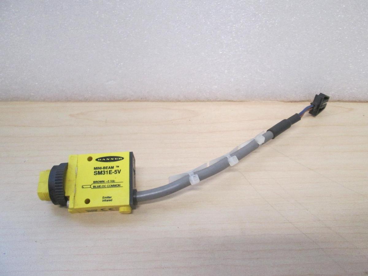Used Banner, SM31E-5V, Mini-Beam Emitter, 5 VDC, Used