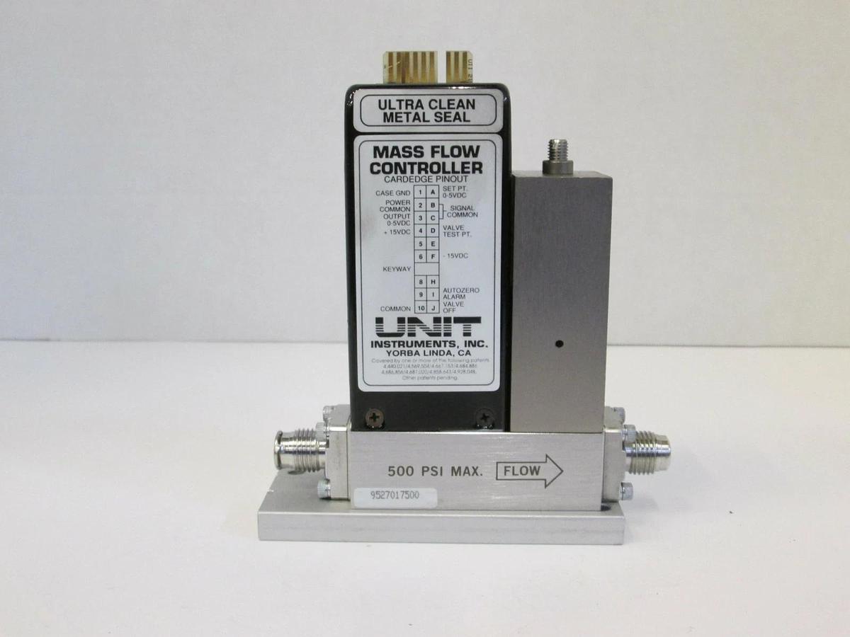 Used Unit UFC-1260A Mass Flow Controller MFC, PH3/SIH4, 100 SCCM, 1/4" Male