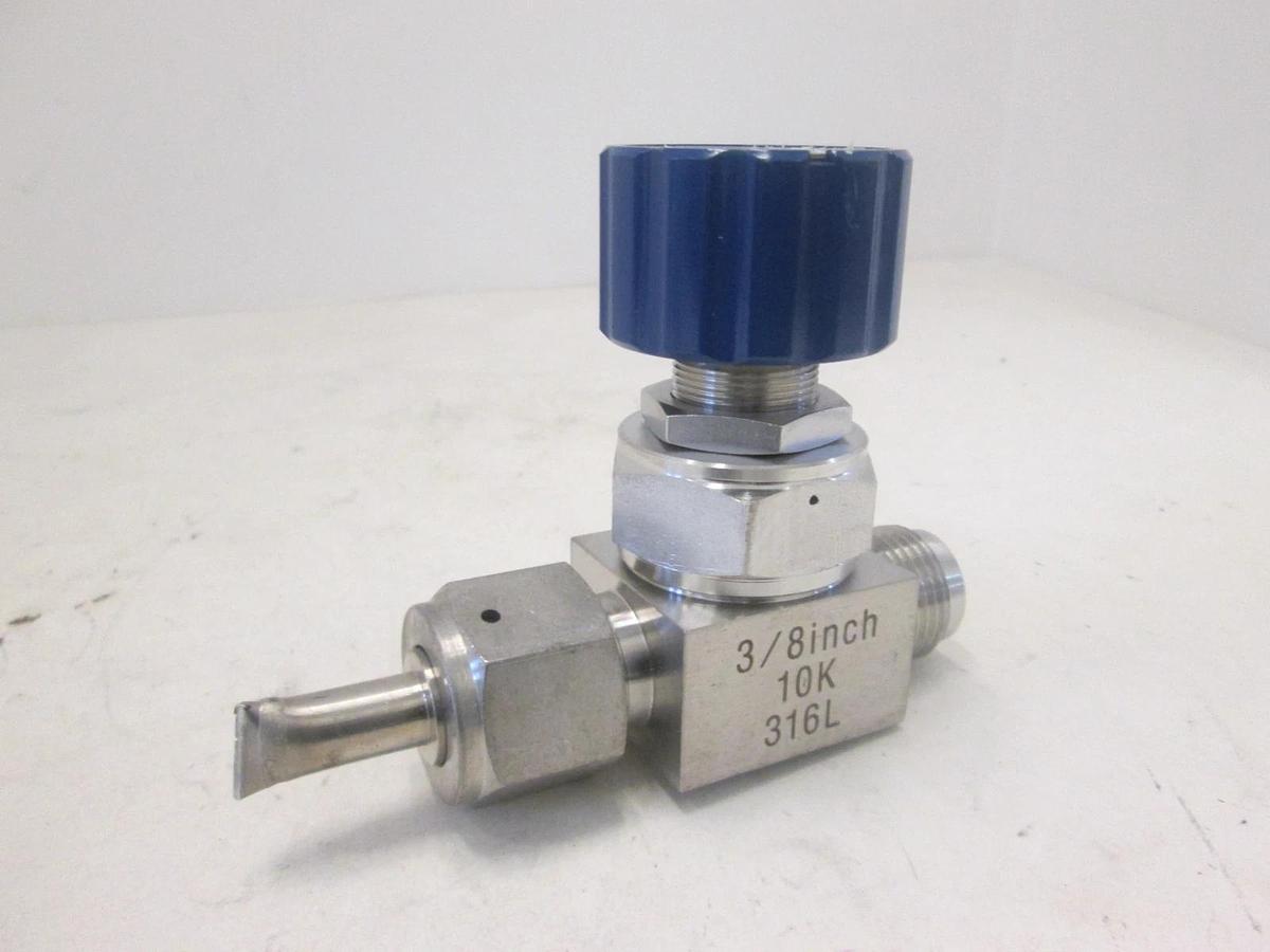 Used Nippon Sanso, 316L 10 K 3/8", Stainless Steel Valve, Used
