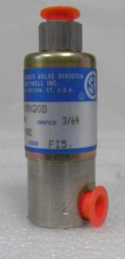 Used Skinner, Honeywell, B11RX20D Valve, 200 PSI, 24 VDC, 7W, Orifice 3/64, NEW