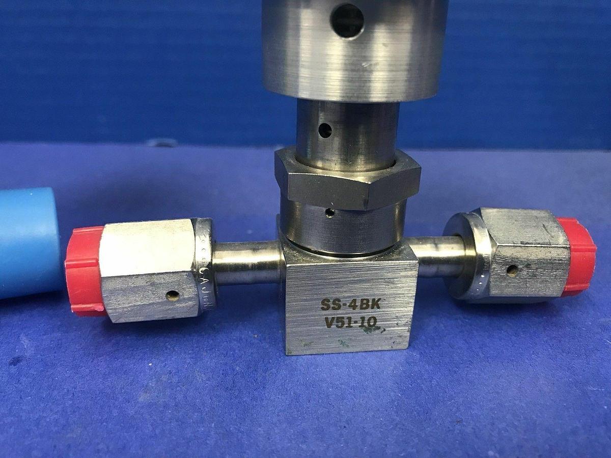 Used Nupro SS-4BK-V51-1O Bellow Sealed Valve w/ NO Actuator, 1/4" FVCR, Lot of 2 Used