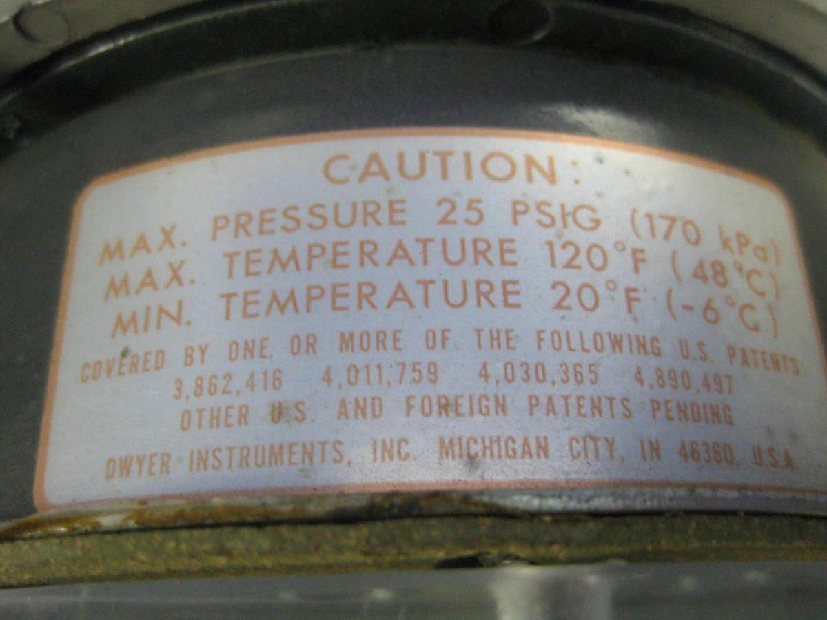 Used Dwyer 3001C Photohelic Gauge with Enclosure and Connections, Used