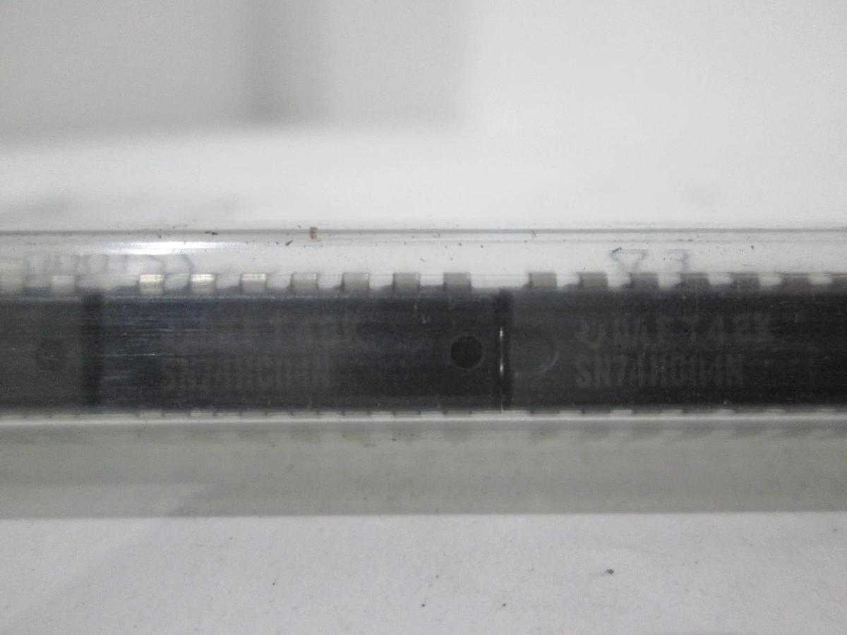 National Semiconductor, SN74HGH4N, Integrated Circuit, New, Lot of 24