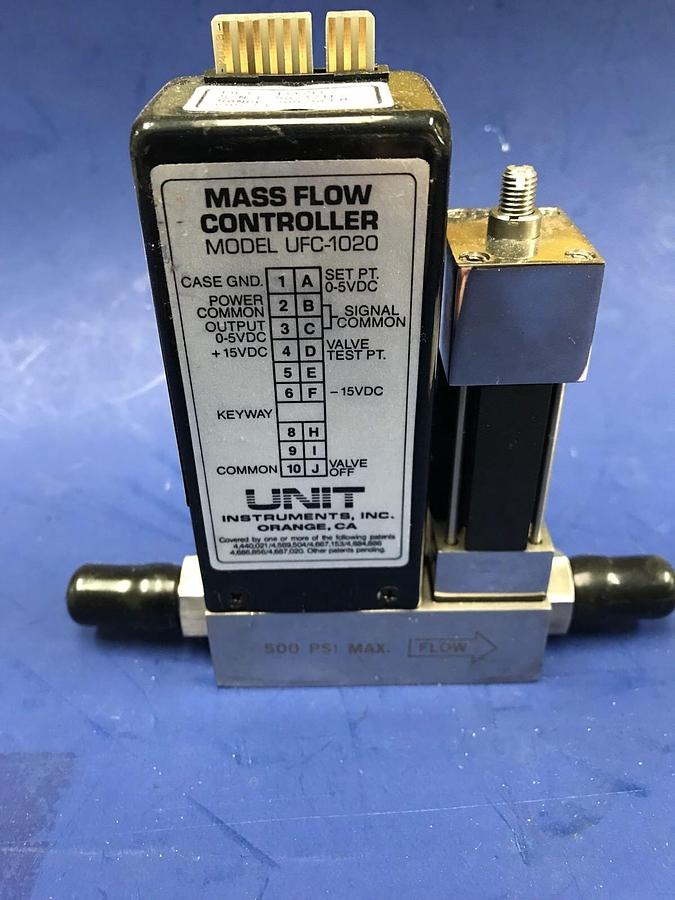 Used Unit UFC-1020, MFC, Mass Flow Controller, CL2, 200 SCCM, 1/4" VCR, Used
