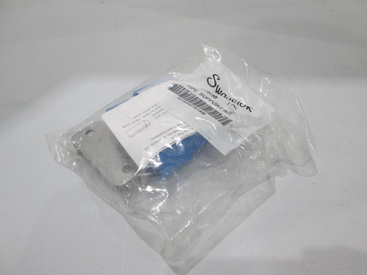 Used Swagelok, 304-S5-PP-16P, 1" Pipe Support Kit, New