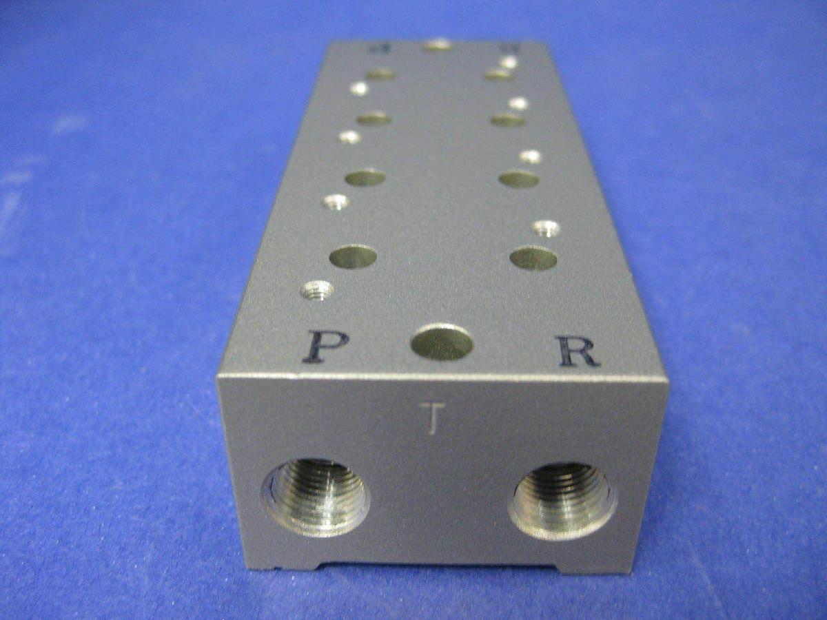 SMC NVV3Z5-20-041-00T 4 Station Manifold Block for VV3Z Valve, Lot of 2 New