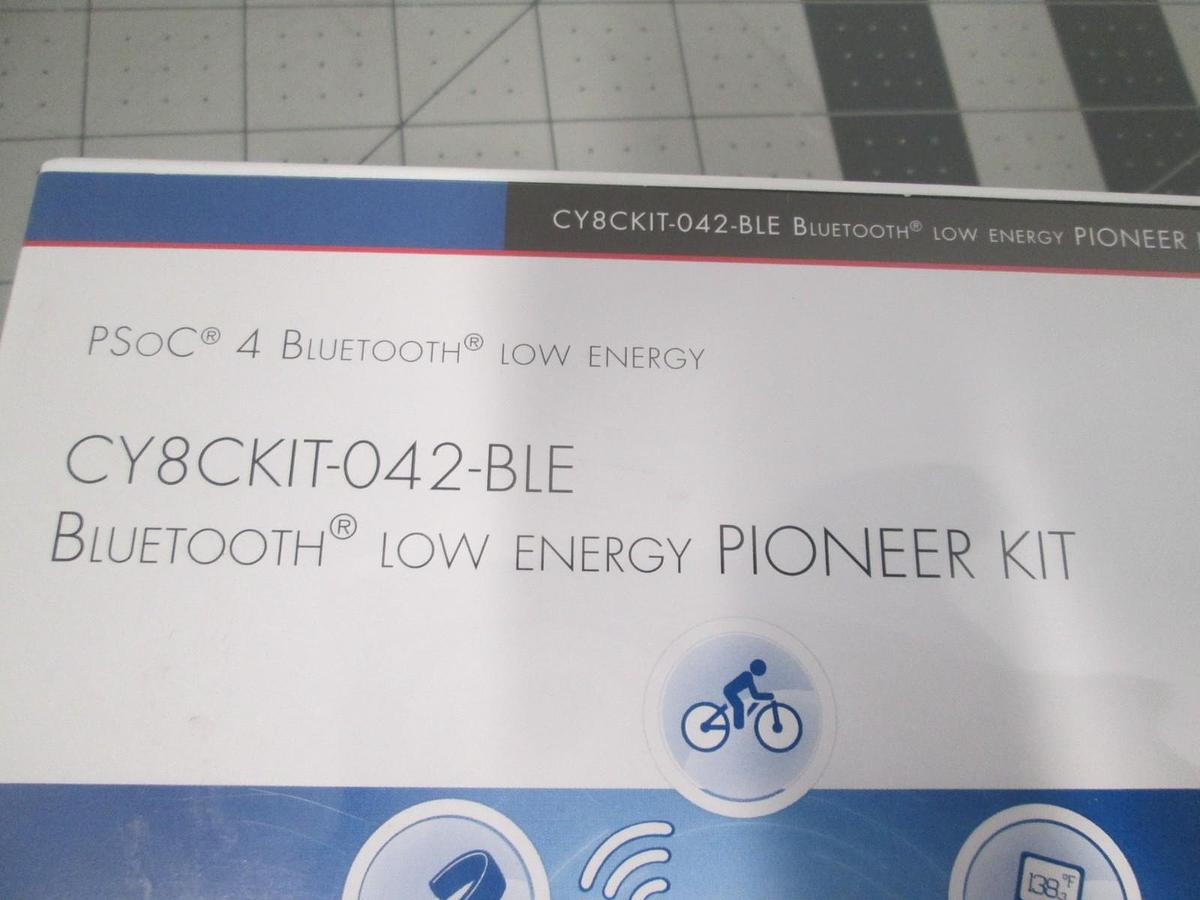 Used Cypress, CY8CKIT-042-BLE, Bluetooth Low Energy Pioneer Kit, New