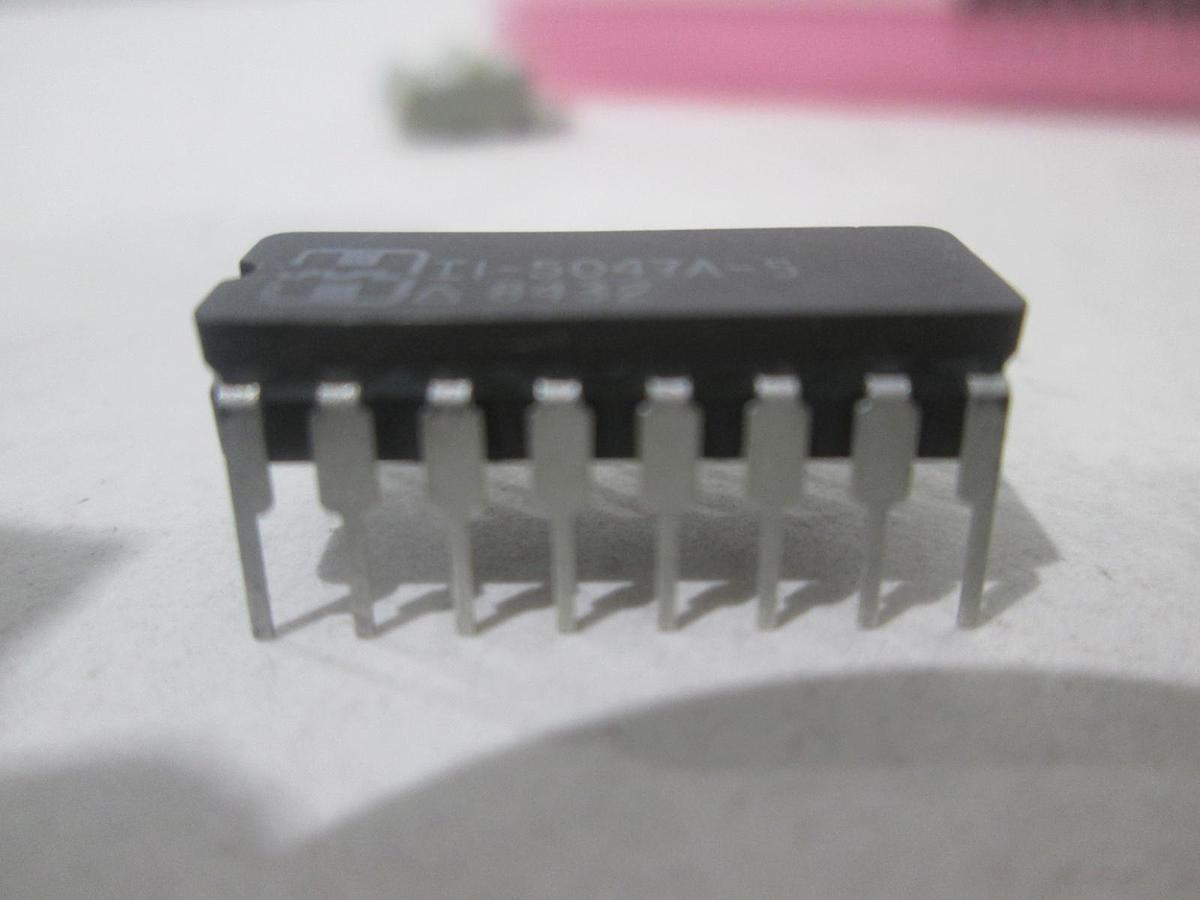Used I1-5047A-S, Integrated Circuit, New, Lot of 22