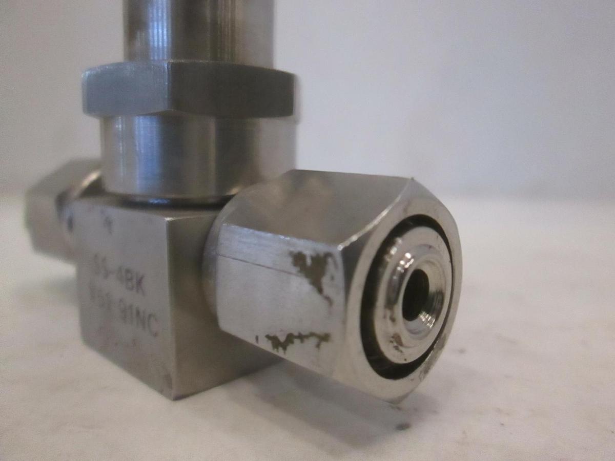 Used Nupro SS-4BK-V51-91NC Bellow Sealed Valve, NC, 1/4" FVCR, Used