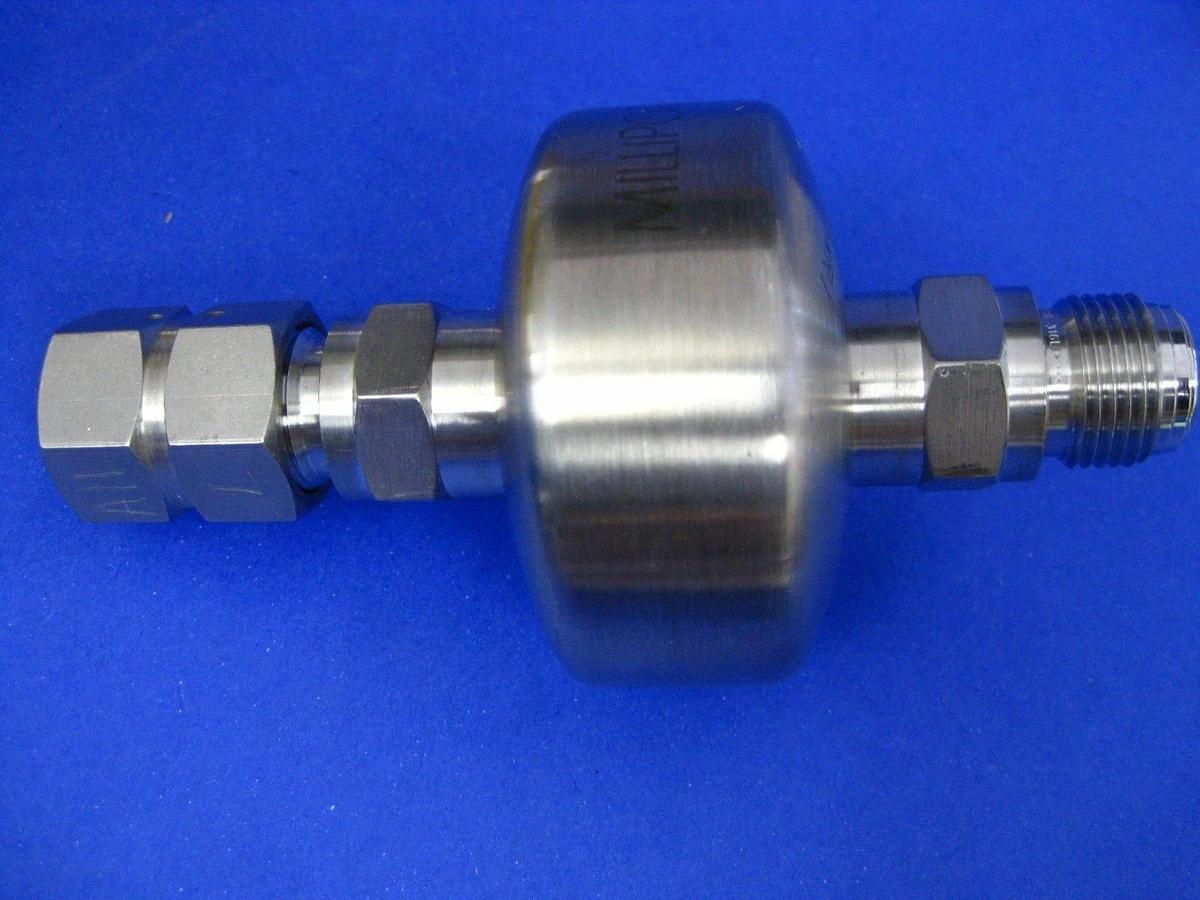 Used Millipore Wafergard F Inline Gas Filter WGFG36WR1, 3/8" MVCR - Lot of 2 Used
