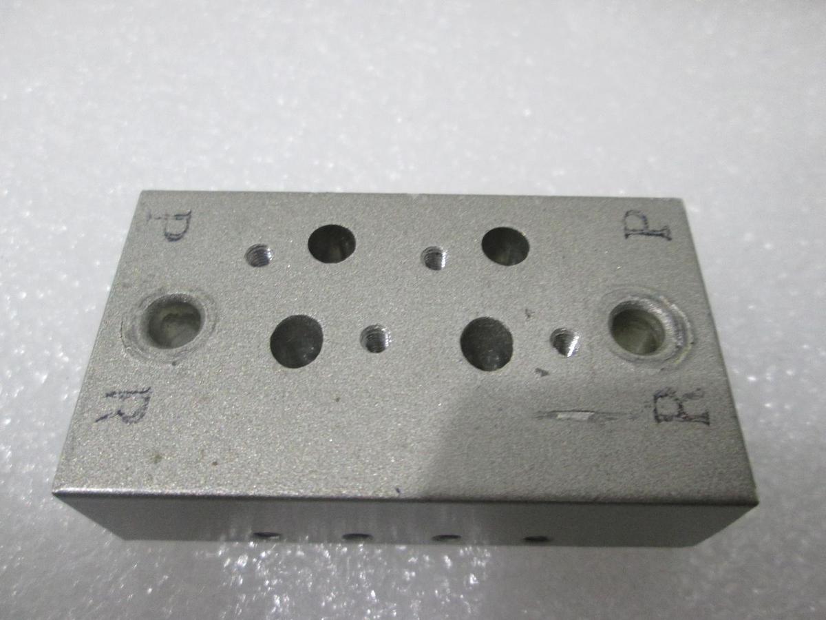 SMC, 2 Position Manifold Block for Valve, New