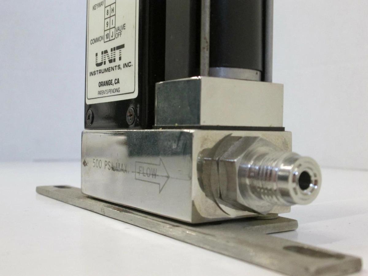 Used Unit UFC-1000, MFC, Mass Flow Controller, H2, 20 SLM, Used