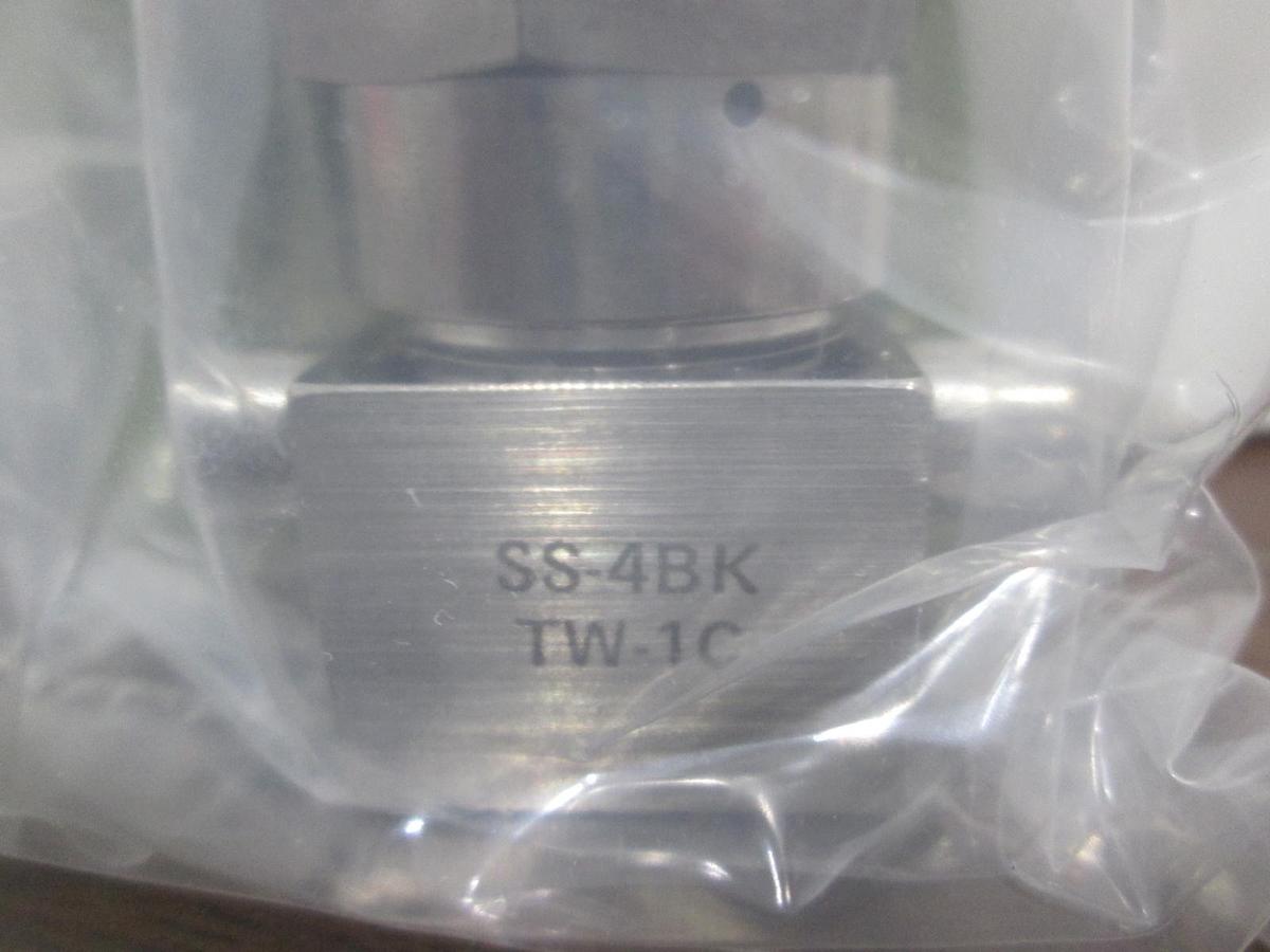 Nupro, SS-4BK-TW-1C, 1/4" Butt End Bellows Sealed Valve, New