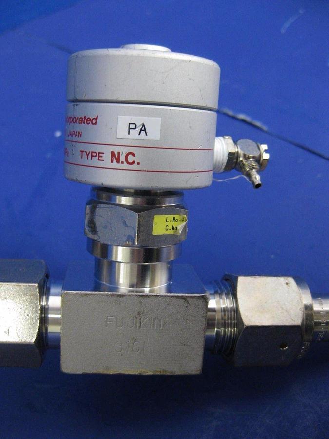 Used MKS 621C11TBFHC Remote Transducer Assy w/ Fujikin Valve, 10 Pa, Used