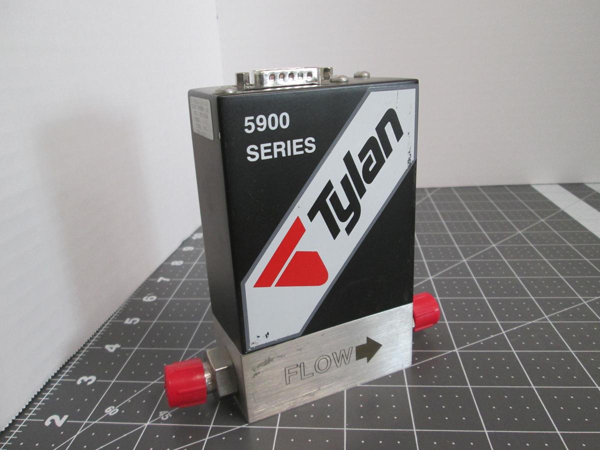 Used Tylan, 5900 Series Mass Flow Controller,PC-59010-55-10-V, 100 SCCM He