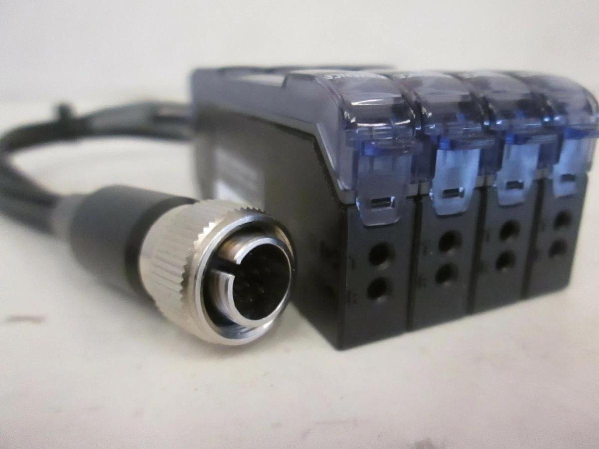 Used Keyence, Fiber Optic Amplifier, FS-V22RP (3) w/ FS-V21R (1), Used, Lot of 4