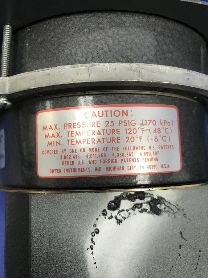 Used Dwyer Photohelic Gauge 0-50mm H2O / 0-0.5kPa Water, w/ Mounting Panel Used