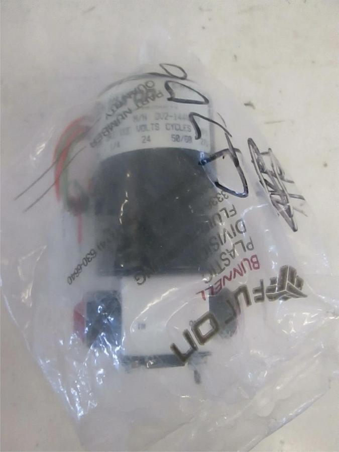 Furon, Solenoid Valve, DV2-144NCD2, New