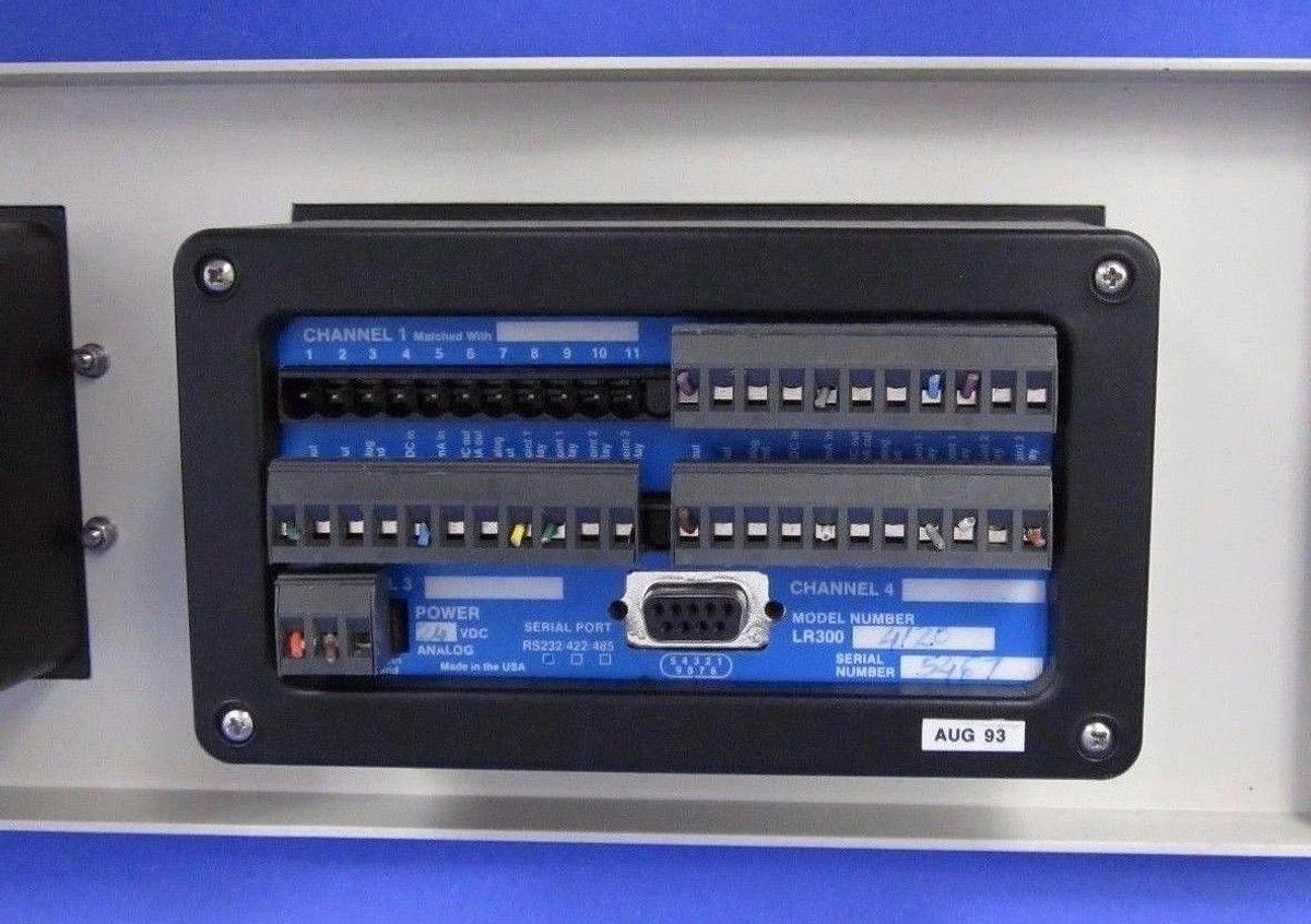 Used Varian LR300 Control Panel - 2 Pressure Controllers and 6 CMI Modutec Meters