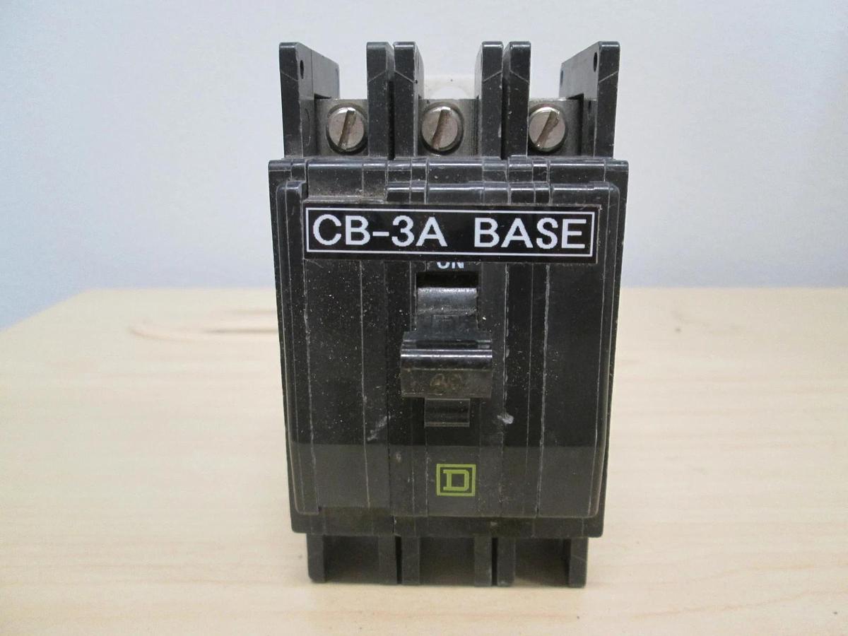 Used Square D, YF-6799, Type QOU, 3 Pole Circuit Breaker, 40A, Used