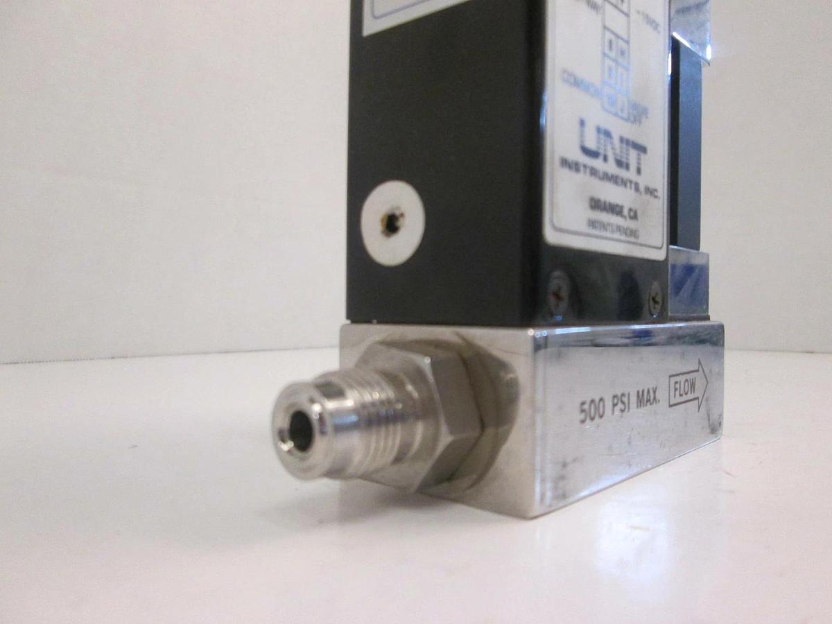 Used Unit UFC-1020 Mass Flow Controller MFC, N2, 1 SLM