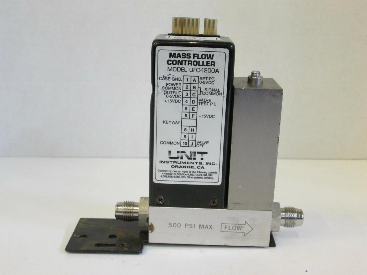 Used Unit UFC-1200A Mass Flow Controller, Gas- SIH2CL2, Range- 100 SCCM, Used