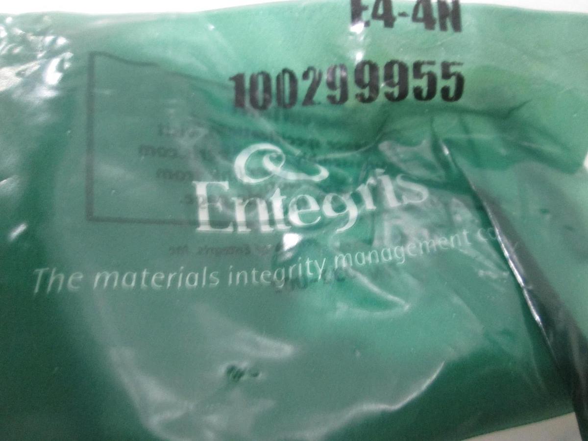 Entegris, E4-4N, Flaretek Elbow Adapter, New