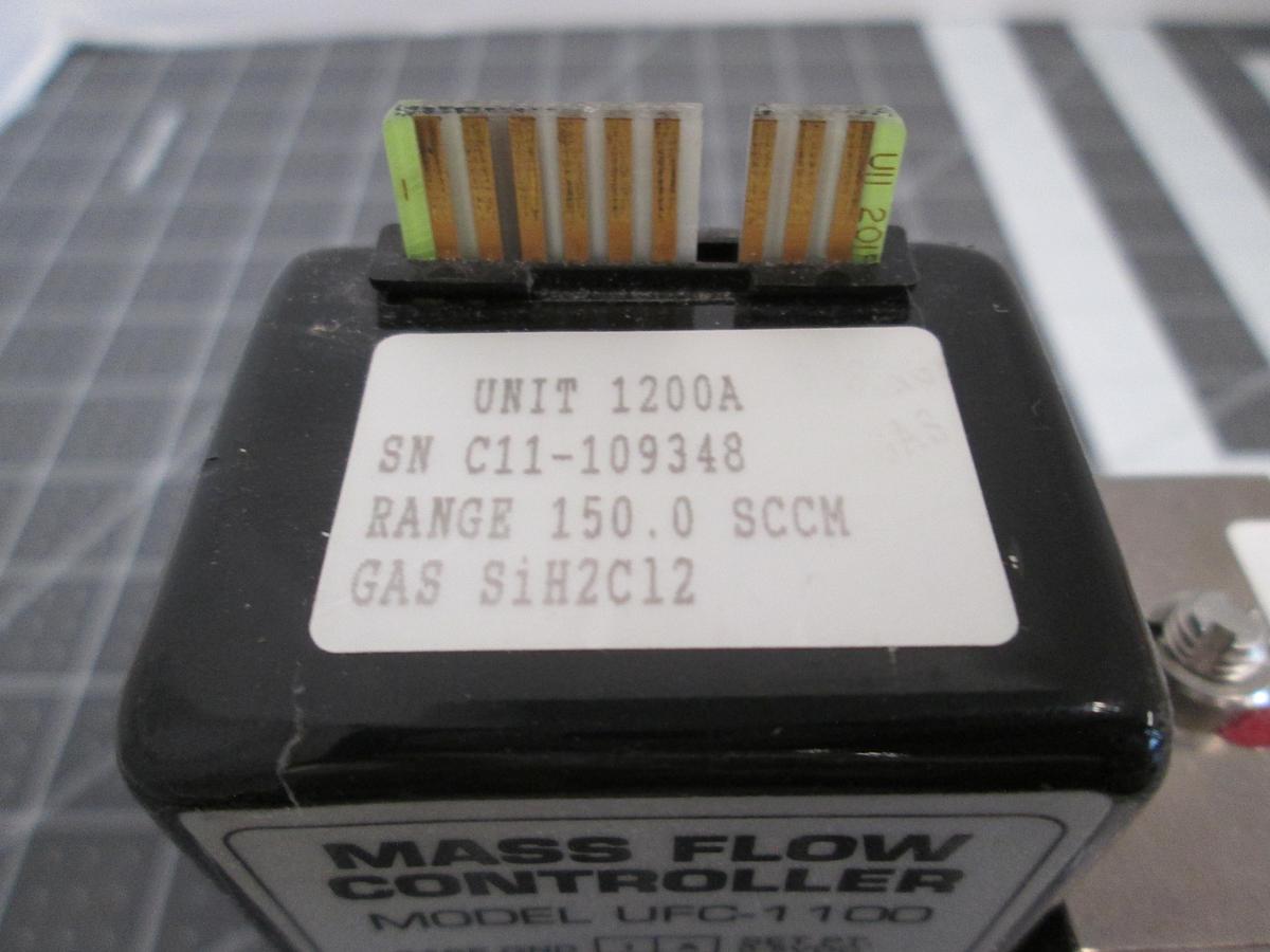 Used UNIT UFC-1100A Mass Flow Controller MFC SiH2Cl2 150 SCCM Dichlorosilane
