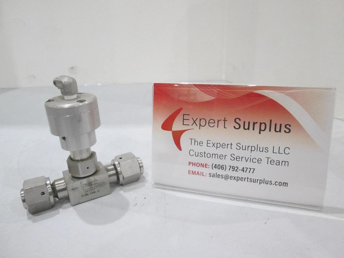 Used Swagelok, SS-8BK-V19WL-1O, Pneumatic Valve, Used