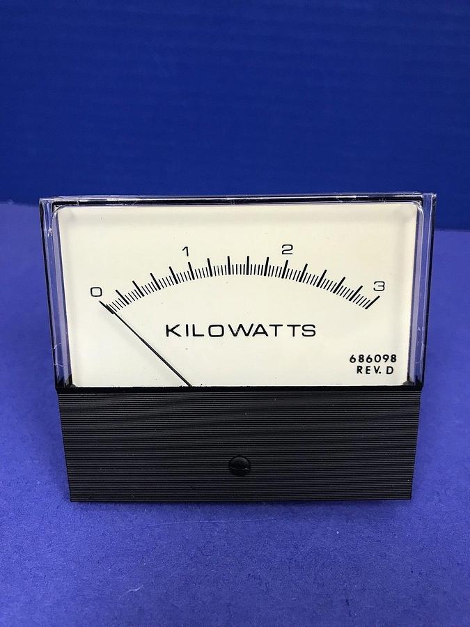 A&M 686098 Panel Meter 0-3 Kilowatts, New