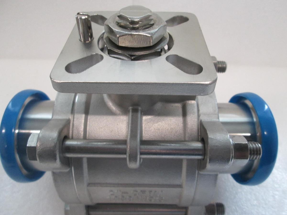 Used Dixon, 2"-CF8M, 100 WOG, Gate Valve, sanitary fitting, New