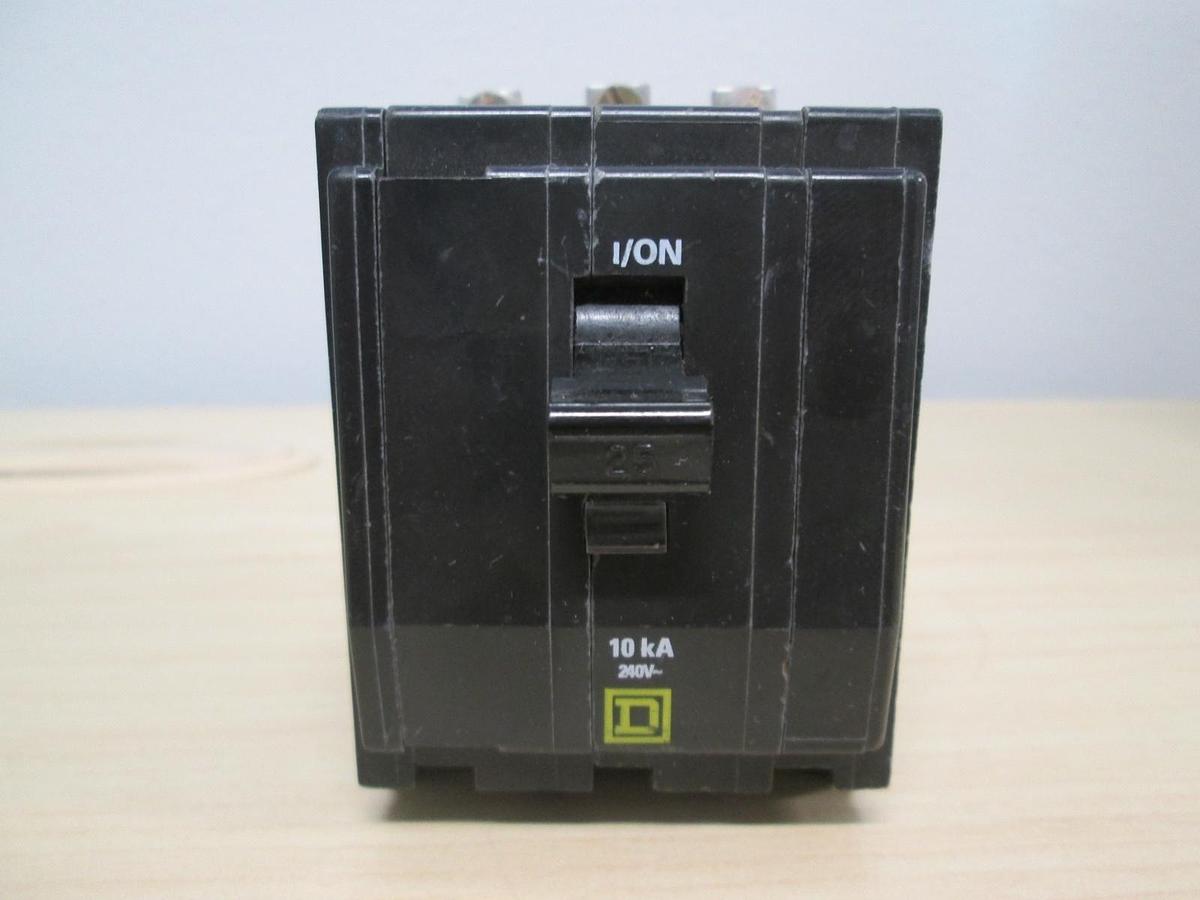 Used Square D, L-4061, Type QOB, 3 Pole Circuit Breaker, 25A, Used