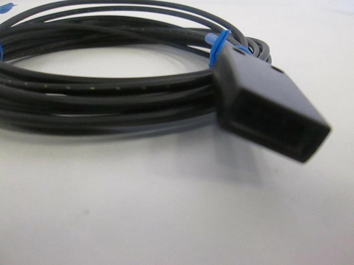 Used Keyence, FU-11, Fiber Optic Sensor, Used