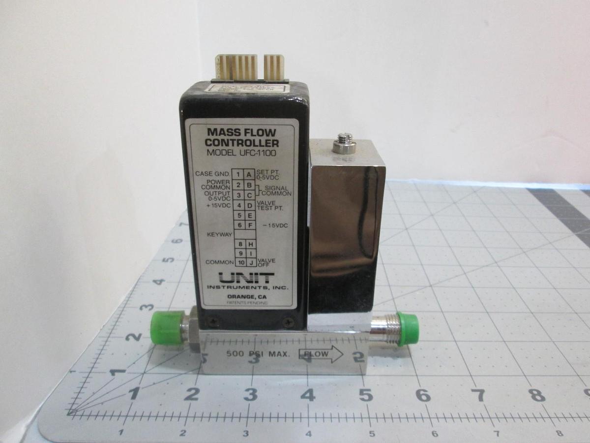 Used Unit, UFC-1100, O2, 300 SCCM, Mass Flow Controller, Used